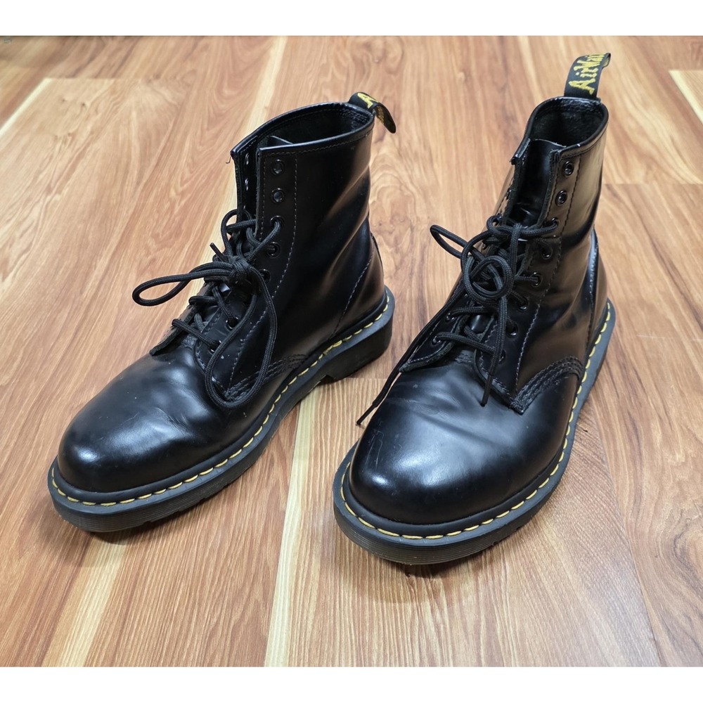 Dr. Martens Combat Boots Mens Size 9 Black Leather Lace Up Ankle Yellow Stitch